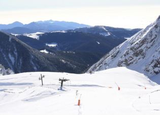 Vallter ofrece hasta 90 cm de nieve para este puente 
