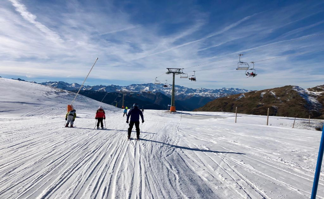 Baqueira Beret recibe a 20.000 esquiadores durante el Puente