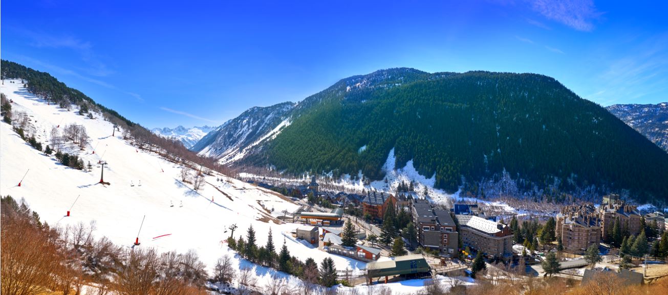 Para San José, Baqueira sube hasta los 54km esquiables y en Pascua promete más