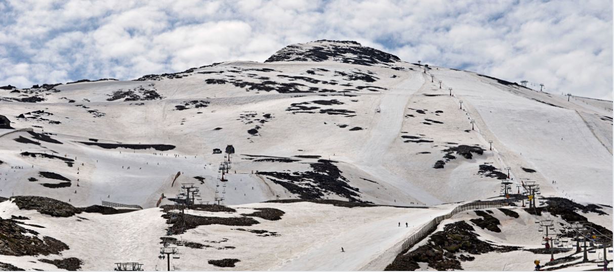 ¿Ampliar Sierra Nevada? La Junta de Andalucía estudia el ambicioso proyecto