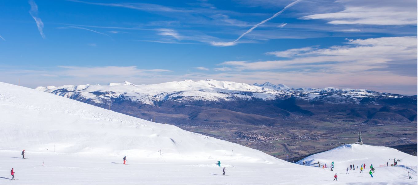 Más de 1.000 esquiadores inauguran la temporada en Masella