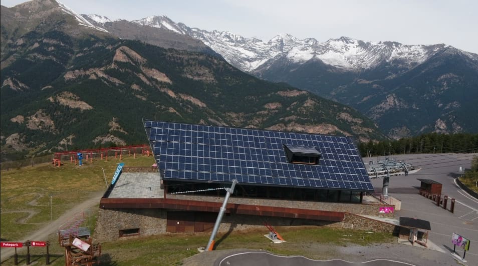 Pal Arinsal producirá la mitad de su consumo energético con fuentes renovables
