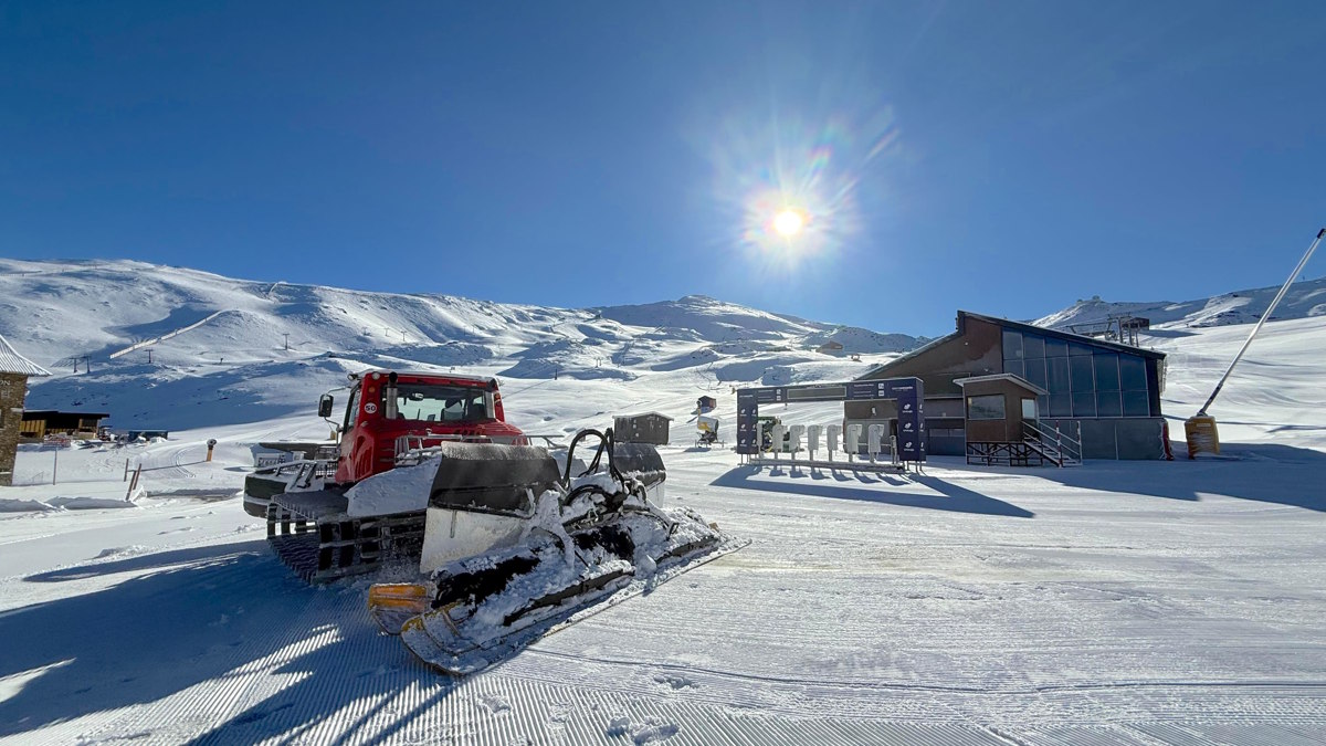 Sierra Nevada acelera su modernización con 17 millones de euros para la temporada 2026/27