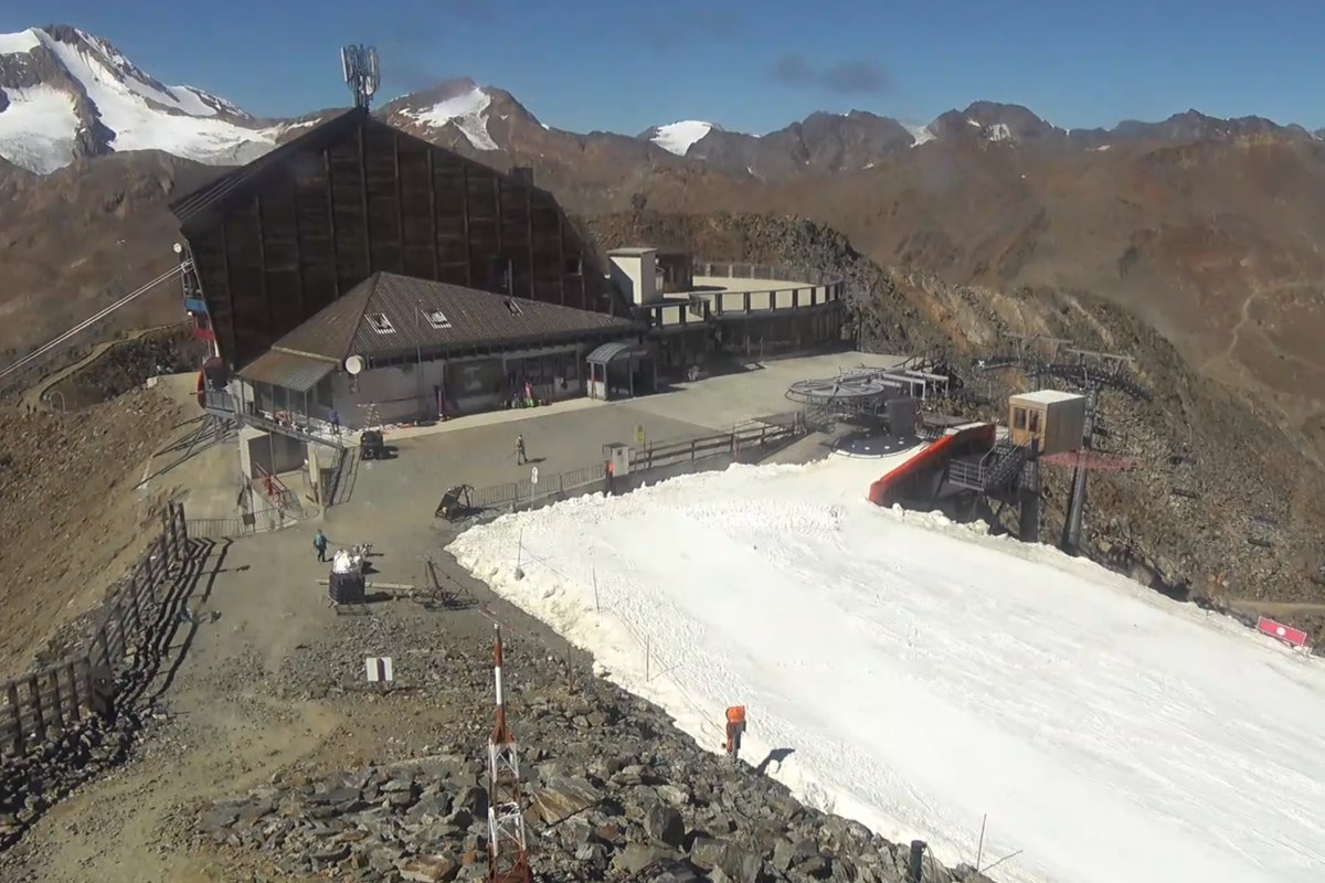 Val Senales estrena la temporada de esquí de los grandes glaciares europeos
