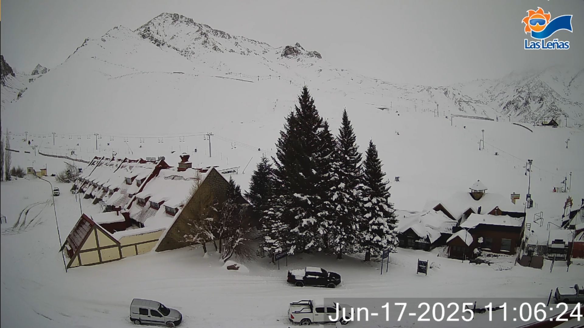 La nieve acelera la apertura de los centros de esquí de Chile y Argentina