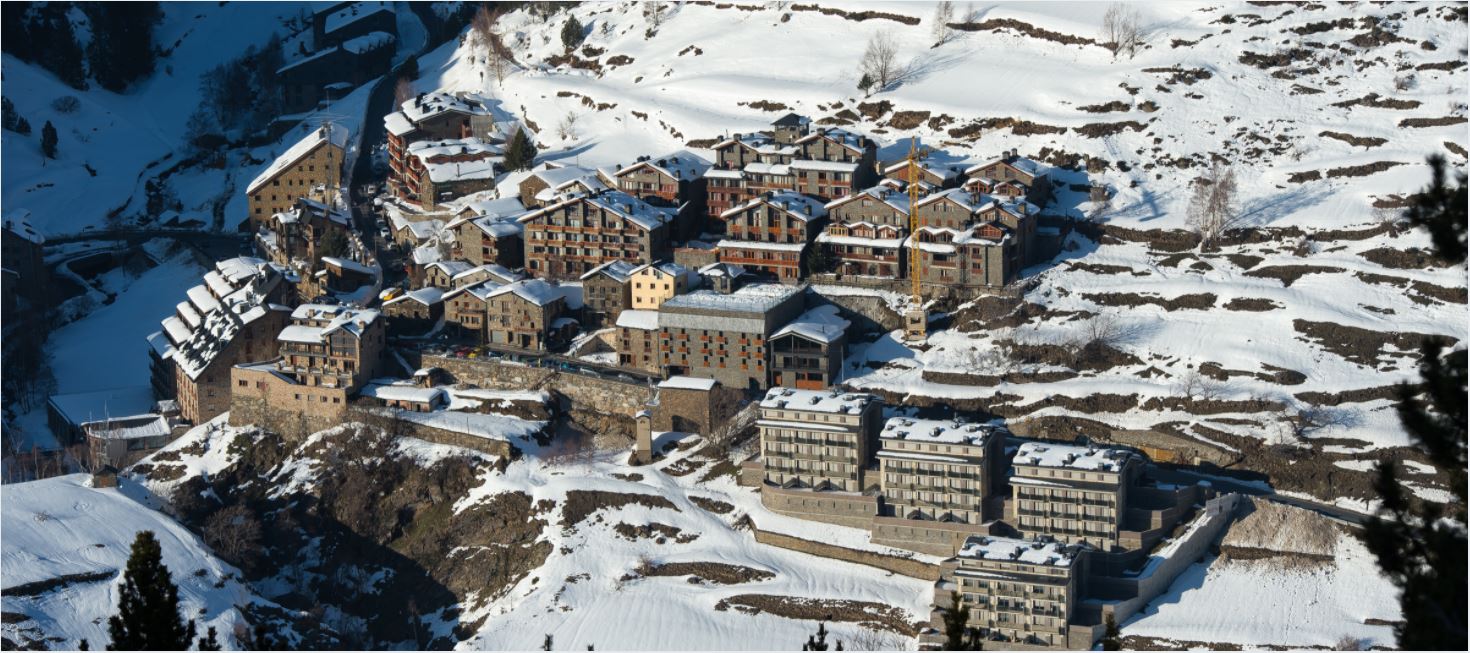 Las estaciones de esquí de Andorra recibieron unos 14.300 esquiadores en su primer fin de semana