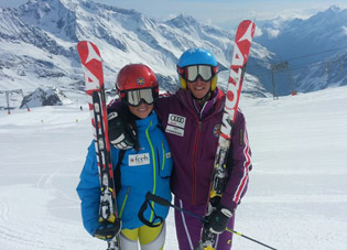 La pretemporada de esquí ya ha empezado para los hermanos Rocamora, Ona y Pol