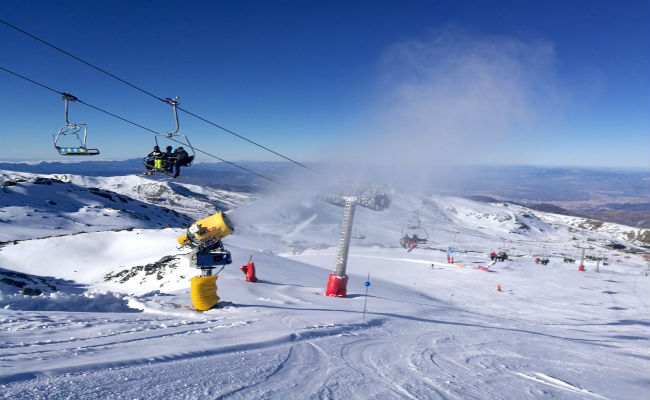 Sierra Nevada registra 140.000 esquiadores durante la Navidad